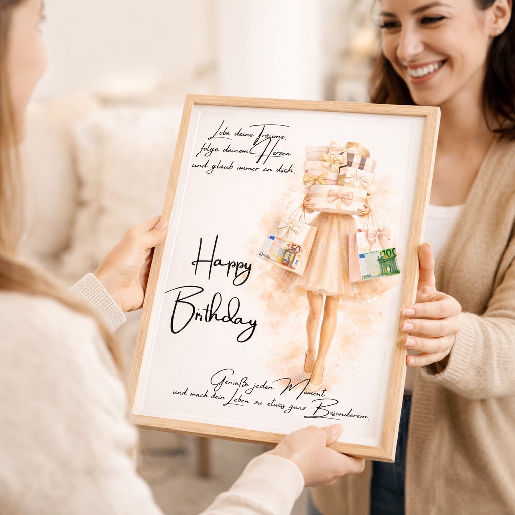 Frau übergibt ein gerahmtes Geldgeschenk zum Geburtstag mit Happy Birthday Design und Euro-Scheinen